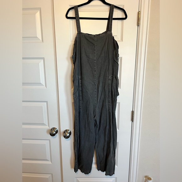 Universal Thread Pants & Jumpsuits Universal Thread Jumpsuit Faded